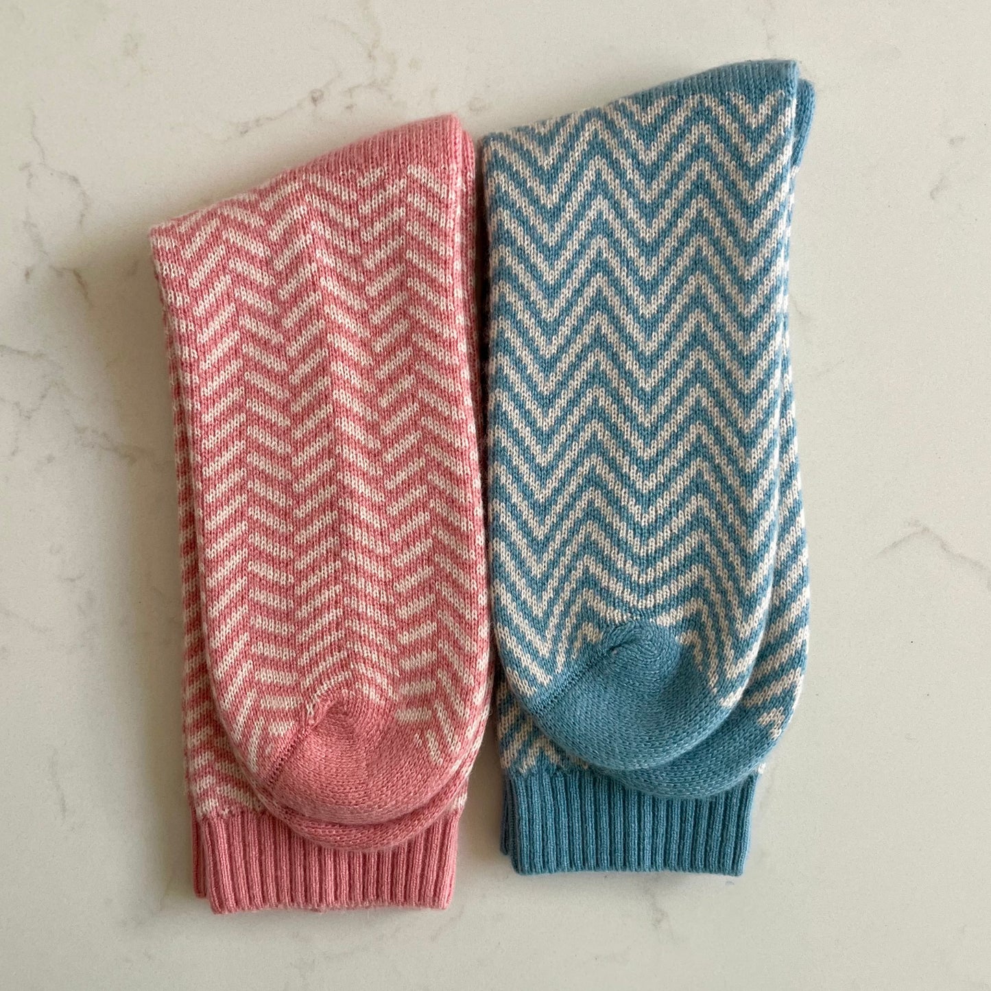 Cashmere socks - pink chevron