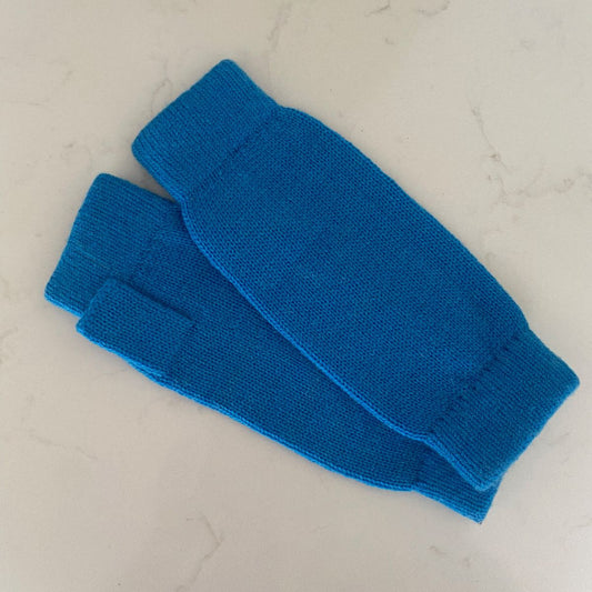Cashmere Wrist Warmers – Cyan Blue