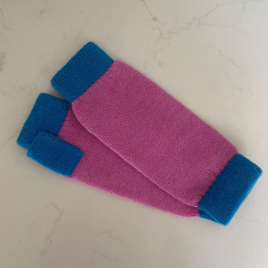Cashmere Wrist Warmers – Pink & Blue