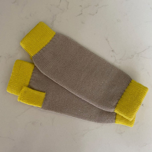 Cashmere Wrist Warmers – Warm Grey & Yellow