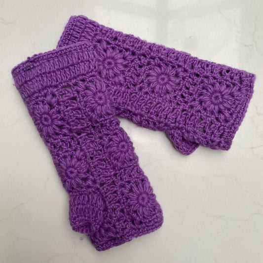 Crocheted Wrist Warmers – Lilac