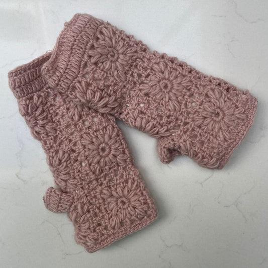 Crocheted Wrist Warmers – Pale Pink